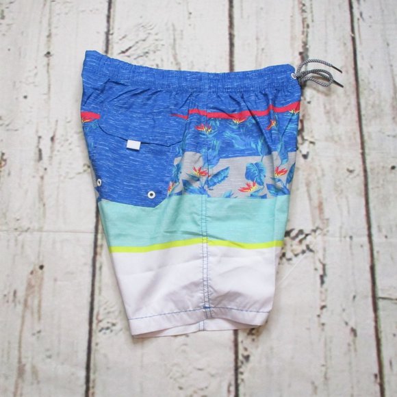 Beautiful Giant Tropical Island Swim Trunks - Picture 4 of 8